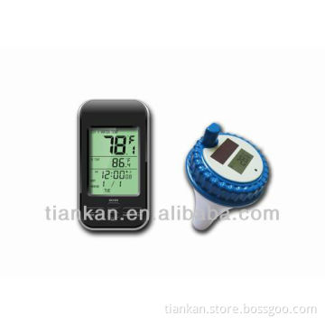 Swimming Pool Thermometer with Solar Panel
